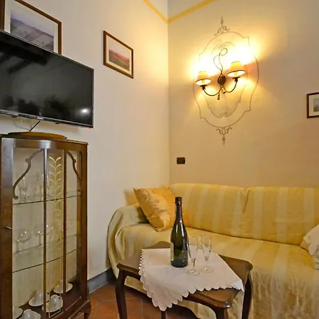 Appartamento Rugapiana 63 *